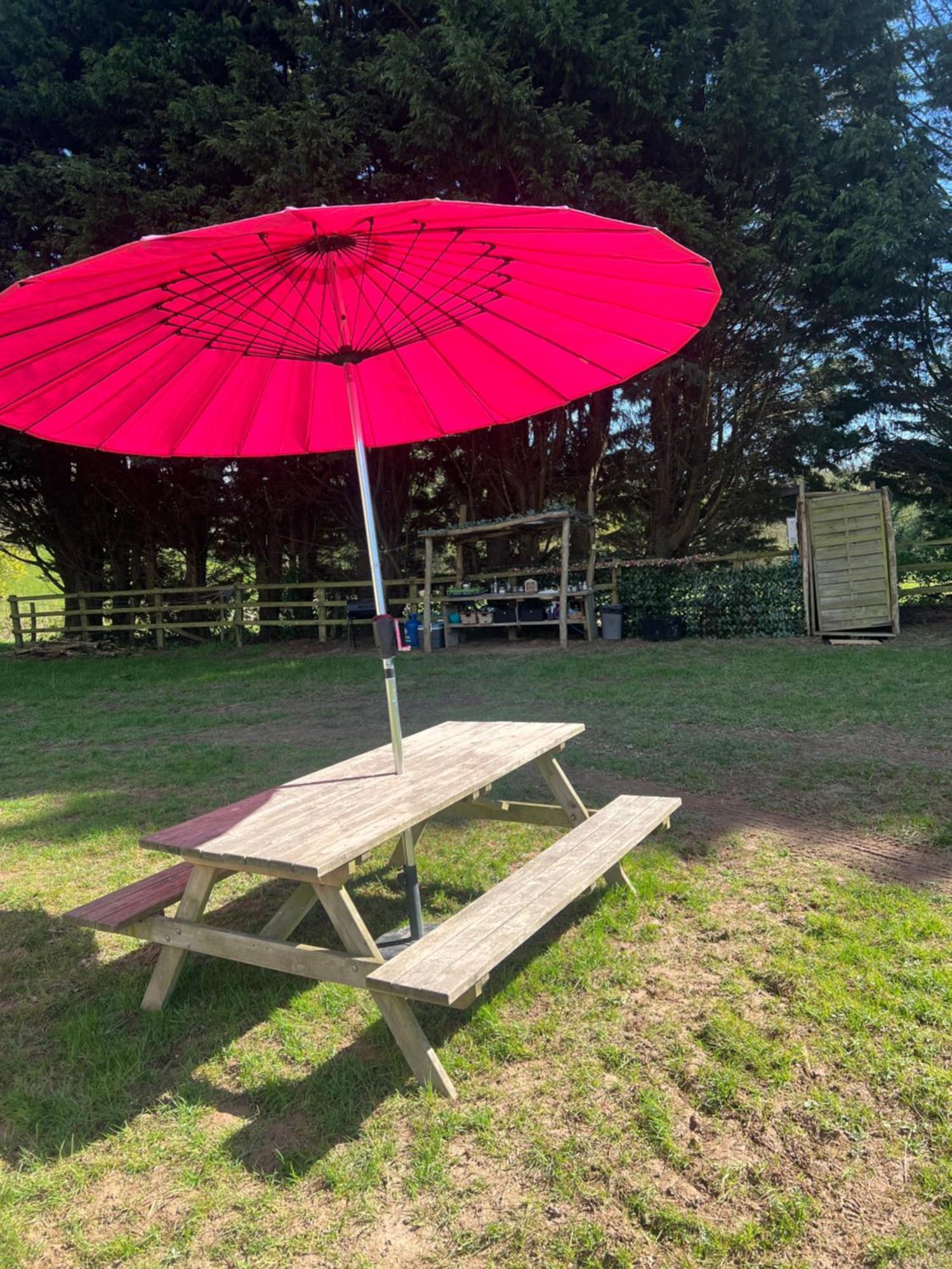Swallows Oast Glamping Sedlescombe Ngoại thất bức ảnh